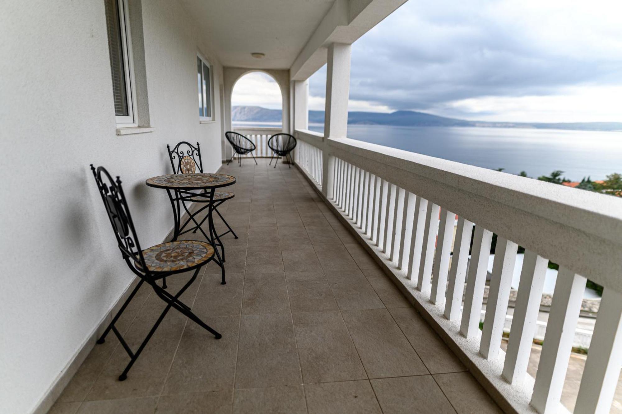 Villa Bellevue Novi Vinodolski Exterior foto